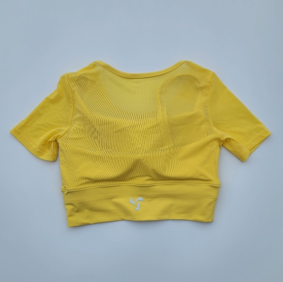 Pedigree Double Layered Mesh Crop Tee with Sports Bra Liner | Yellow - Picture 3 of 10